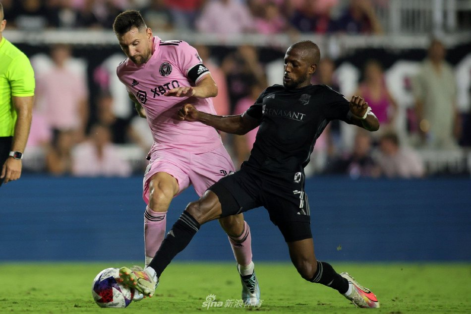 曼联在右路 曼联在右路