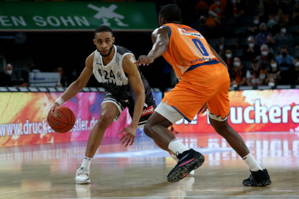 英超双线冲 英超双线冲