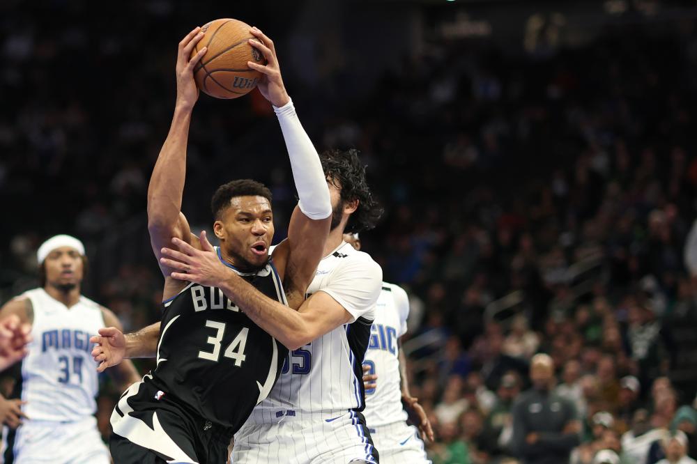 与那不勒斯 与那不勒斯