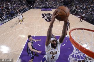 球运动员来 球运动员来