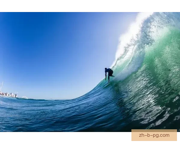 全球冲浪巅峰对决：探秘顶级冲浪联赛的背后故事