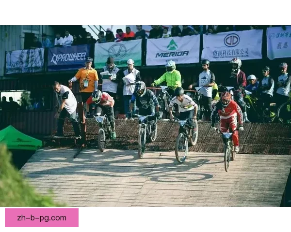 挑战极限！山地车大奖赛震撼开赛