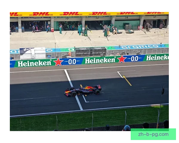 速度之王:赛车冠军的辉煌成就 速度之王:赛车冠军的辉煌成就